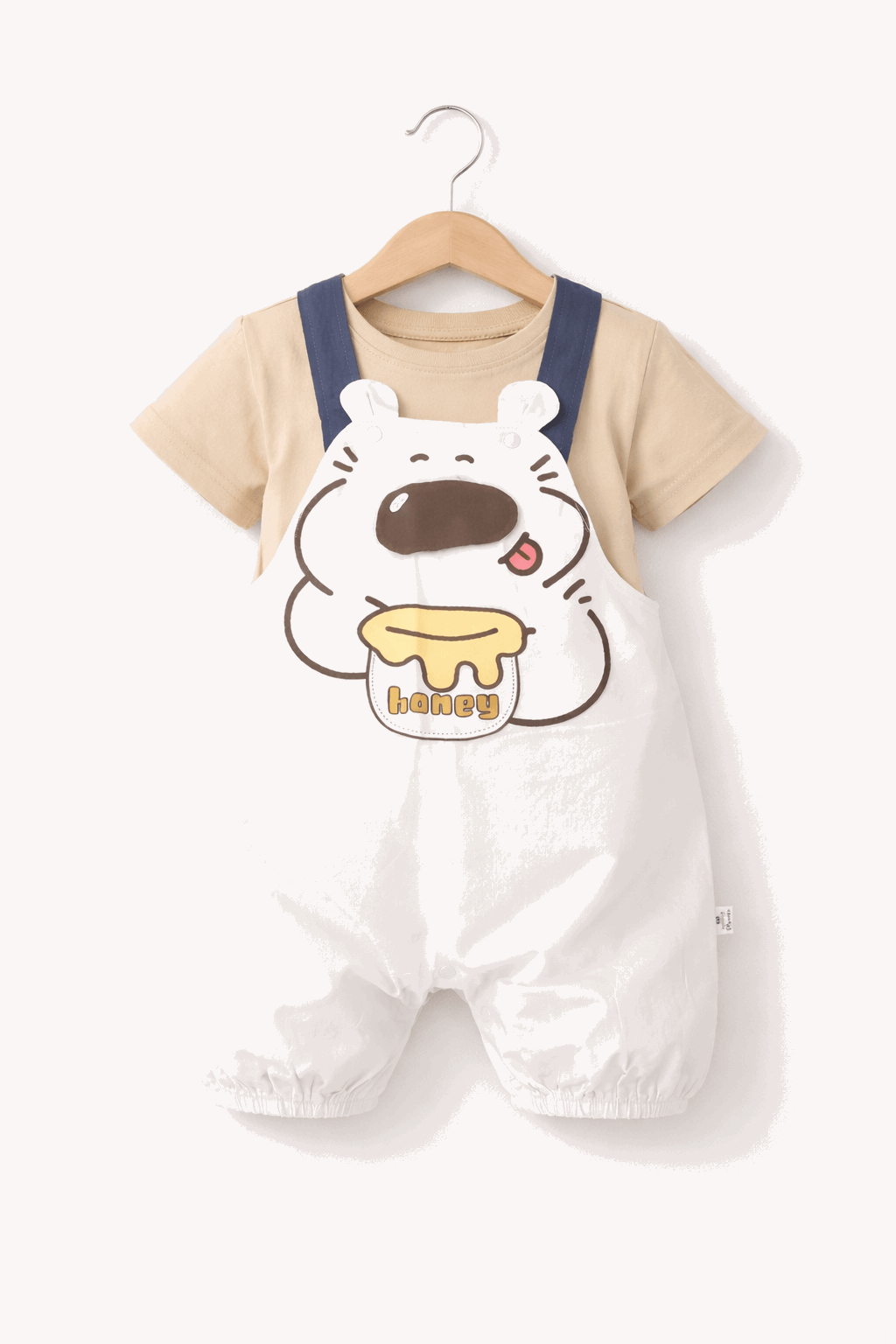 Smiling Baby Cute Bear Outfit Secondary image