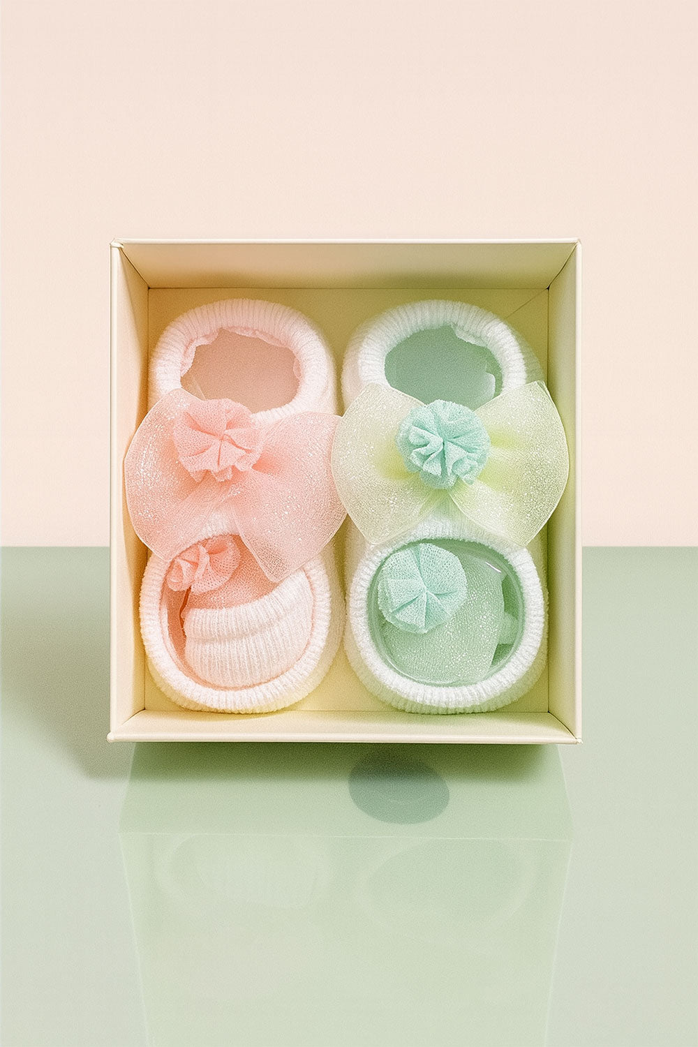 Cuddle Pairs Socks in Gift Box pack of 2