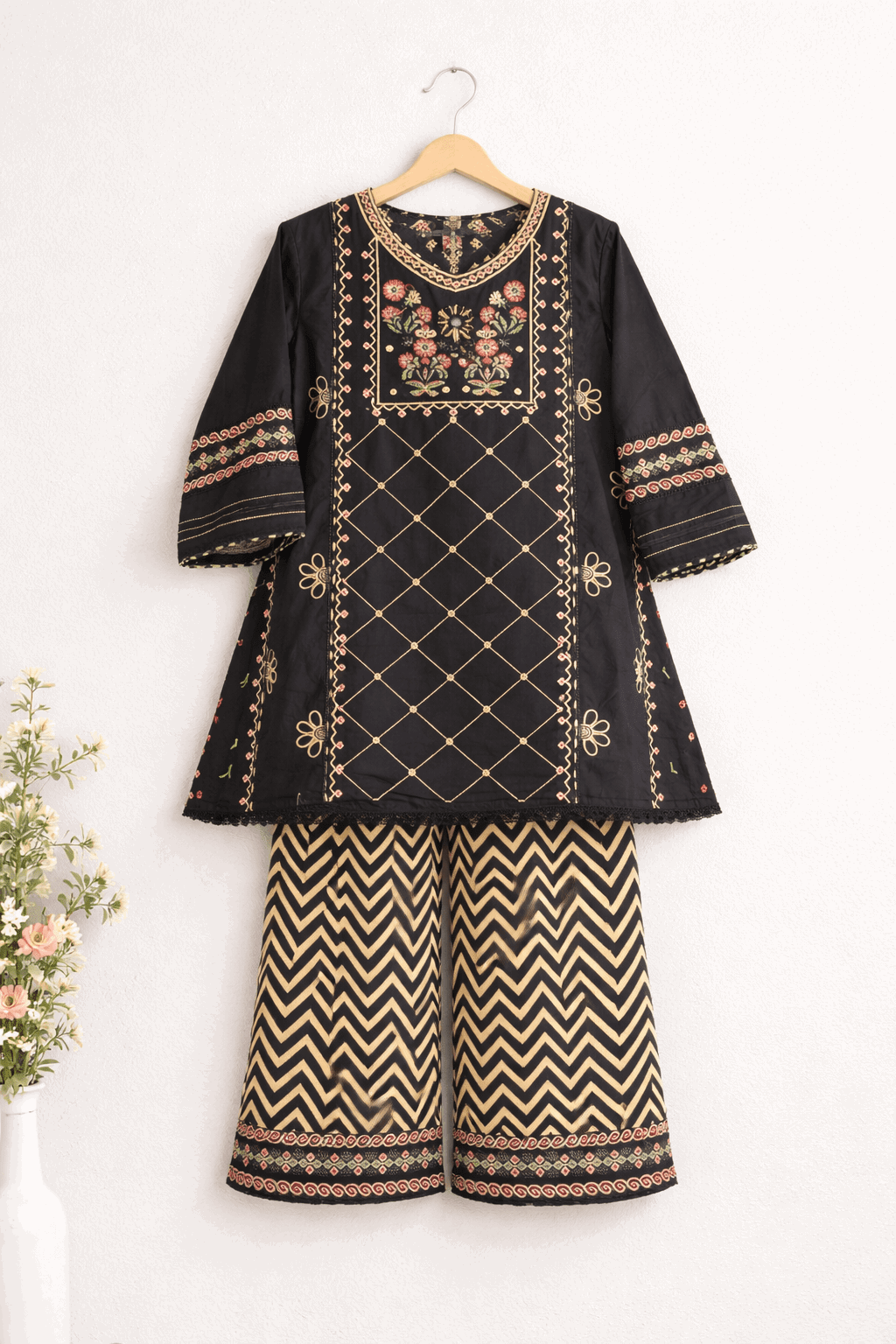 Girl Embroidery Black 2 pcs Set - Kiddiesco