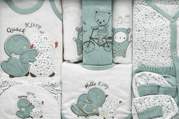 Luxury Summer Born Baby Cloth Gift Set 12 Pcs - Kiddiesco