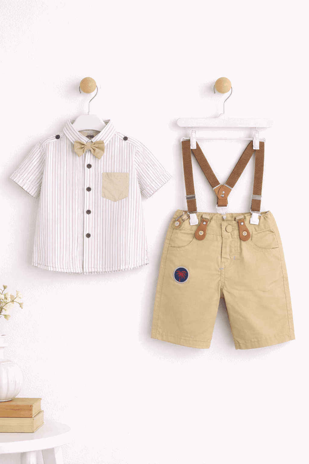 Mini Gentleman Summer Set Secondary image